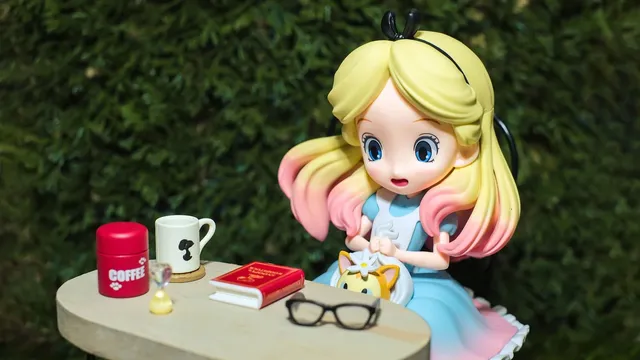 Alice in Zombieland by Gena Showalter